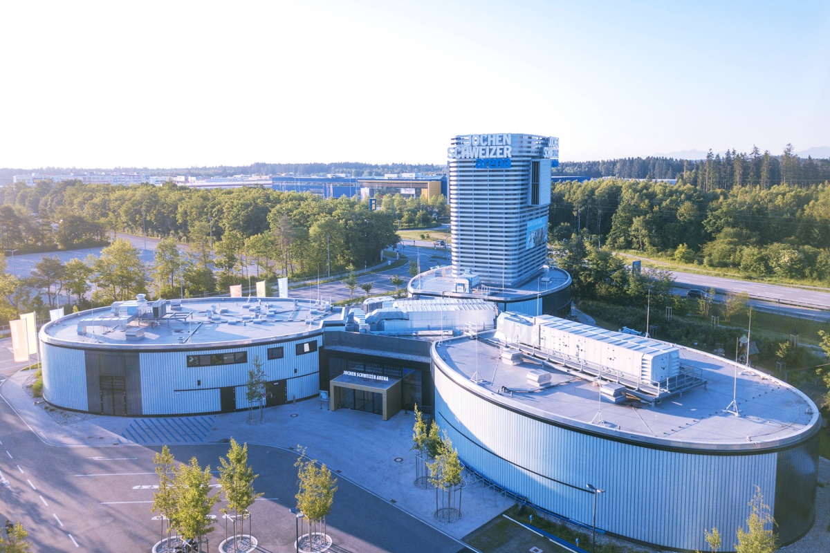 Jochen-Schweizer-Arena-Aussen